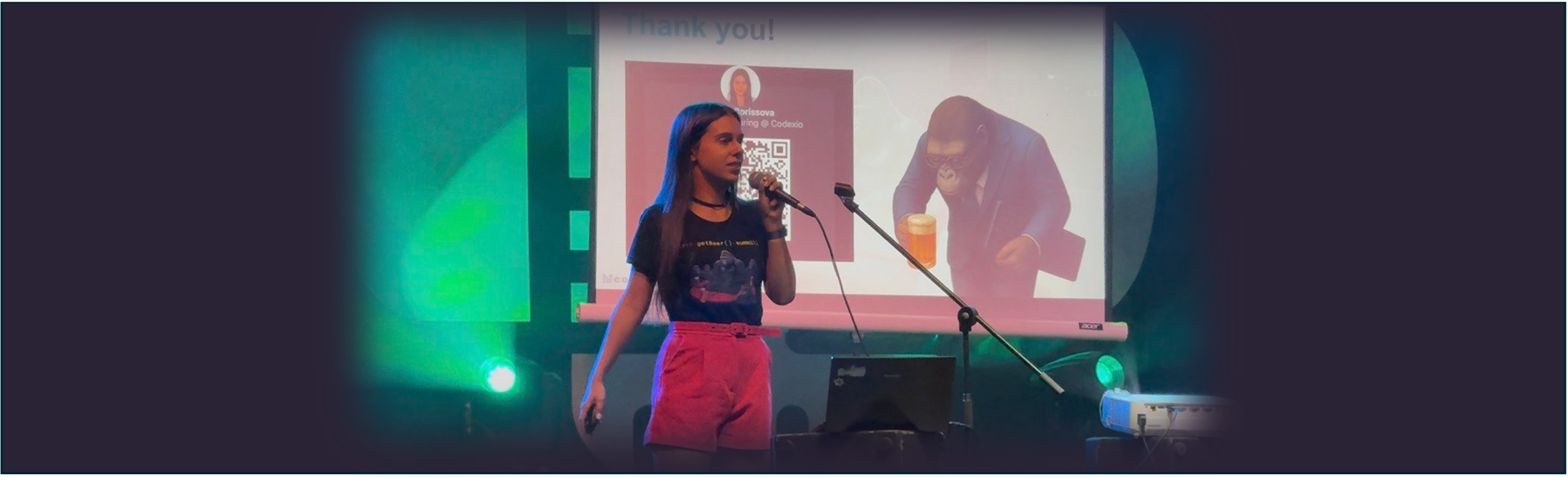 Yoana speaking at event